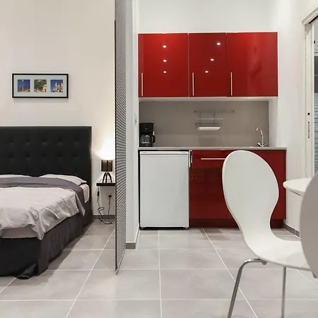 Renting - Gallo - New Modern Loft Old Town Massena Daire Nice