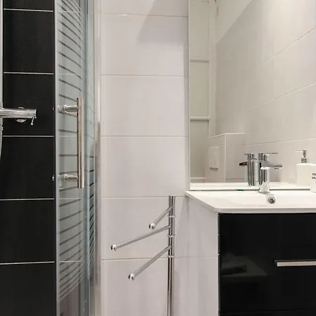 Renting - Gallo - New Modern Loft Old Town Massena Nice